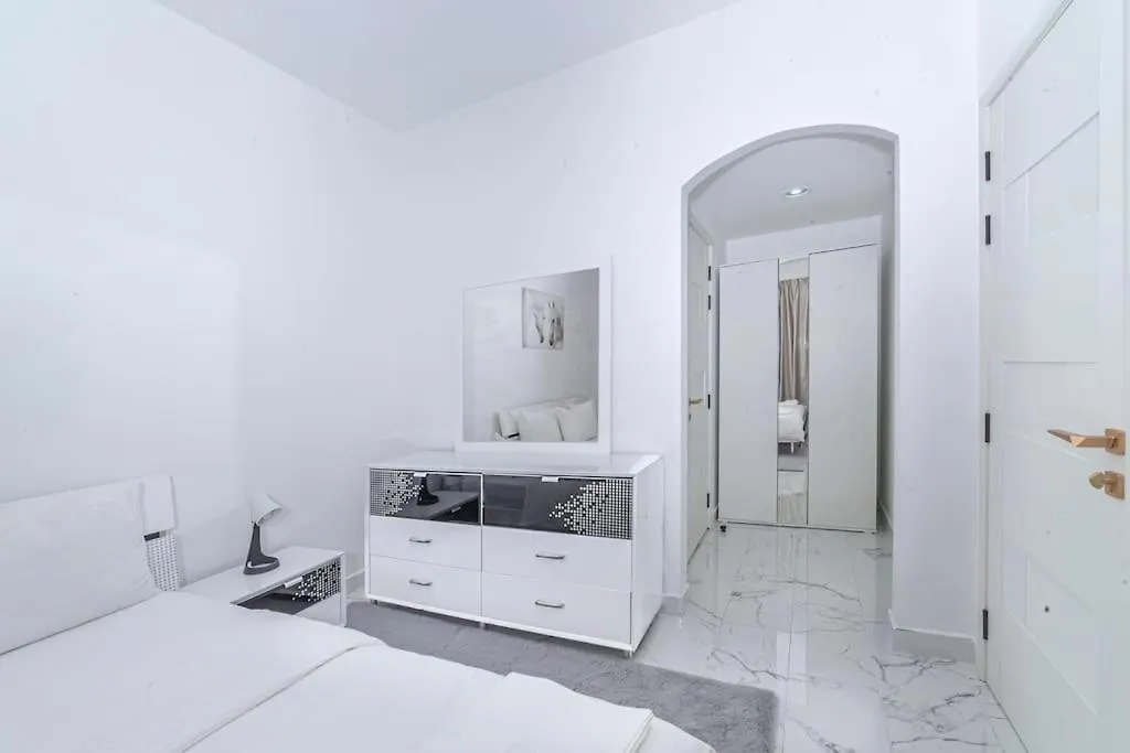 Luxury 2 Bedroom Apartment In Dubai Marina & Jbr Beach